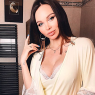 «Проворная стерва»: Лисова вывела на чистую воду жену Тарасова