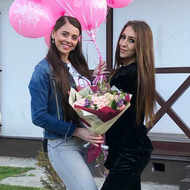 Алена Рапунцель ответила на нападки сестры из-за «свадьбы по залету»