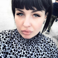 Елена Степунина перестала скрывать лицо сына