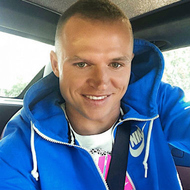Безработный Дмитрий Тарасов заложил два шикарных авто