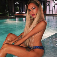 «Вульгарная кукушка»: Триандафилиди травят за откровенный танец в ванной