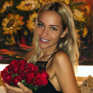 «Я не могу улететь к Лёше»: Лиза Триандафилиди судится с бывшим мужем