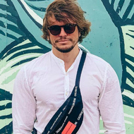 Антон Гусев тайно содержит любовницу и внебрачного сына