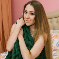 Алёна Рапунцель разделась после родов 