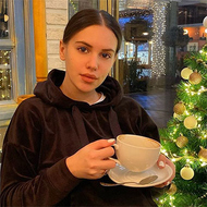Артёмова боится за дочь из-за аномального скопления пыли в квартире