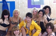 Фото дня: Бузова, Солнце, Беркова и другие звёзды «ДОМа-2» в бане