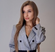 К Алёне Пономарёвой пришёл бывший парень
