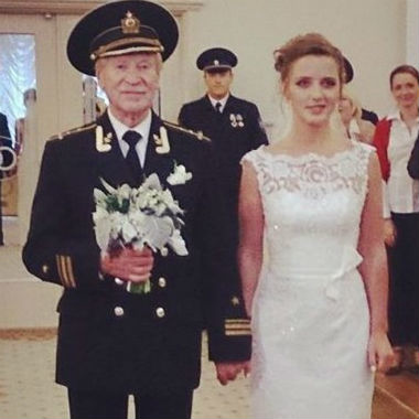 Молодая жена Ивана Краско готовится родить первенца
