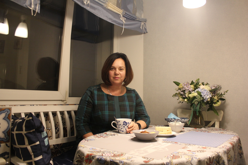 Ирина Александровна Бузова всегда рада видеть звездную дочь в гостях Фото: Антон Беккужев