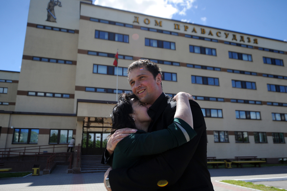 Целых два года мама Сичкара ждала возвращения сына Фото: Сергей Гапон