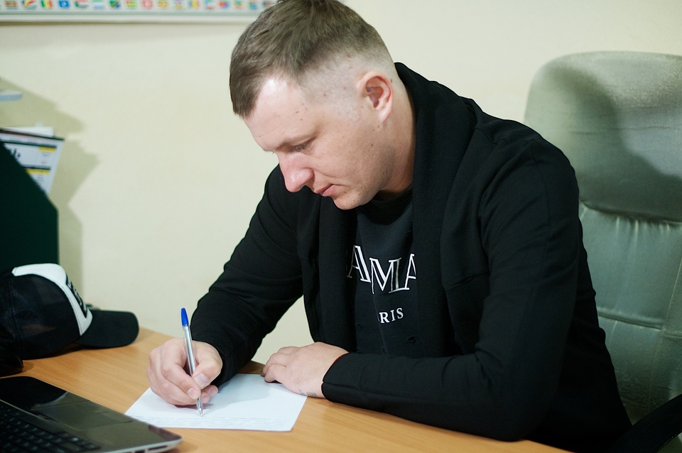 Яббарво надеется, что со временем девочка сможет его простить Фото: Архив журнала «ДОМ−2»