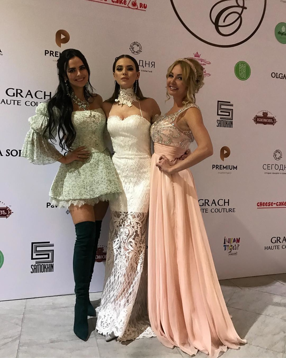Вика Романец, Саша Артемова и Даша Пынзарь