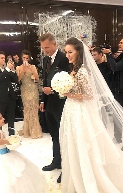 Супруги потратили несколько миллионов на пышное торжество.