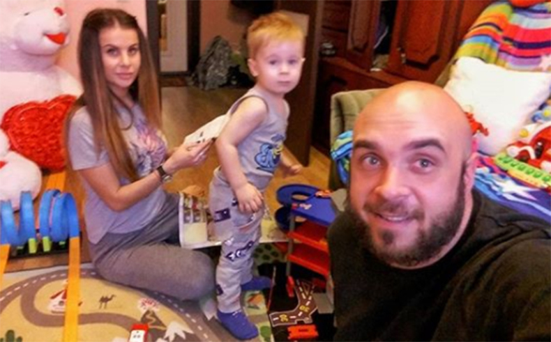 Глеб Жемчугов часто навещает бывшую жену Ольгу и сына Мишу, которого просто обожает Фото: «Инстаграм»