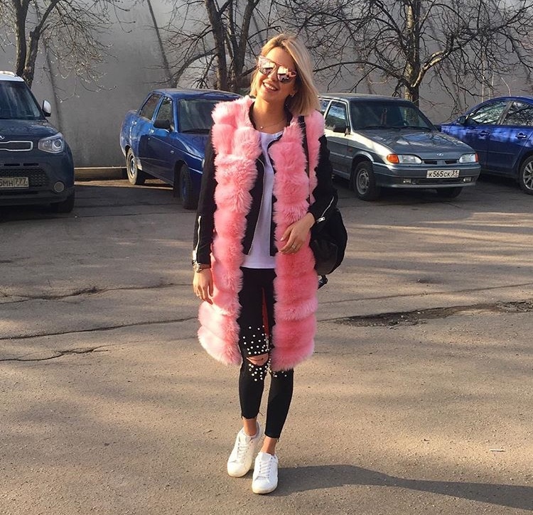 Цигаль раскритиковала меховую жилетку Донцовой ​Фото: «Инстаграм» 