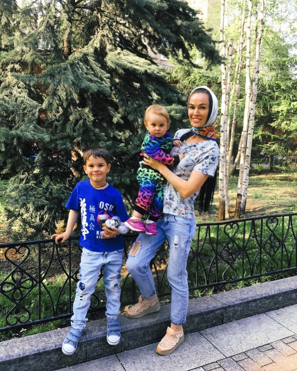 Евгения не будет мешать детям видиться с отцом Фото: «Инстаграм»  