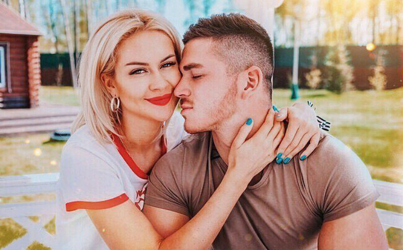 Марина Африкантова и Рома Капаклы Фото: «Инстаграм»