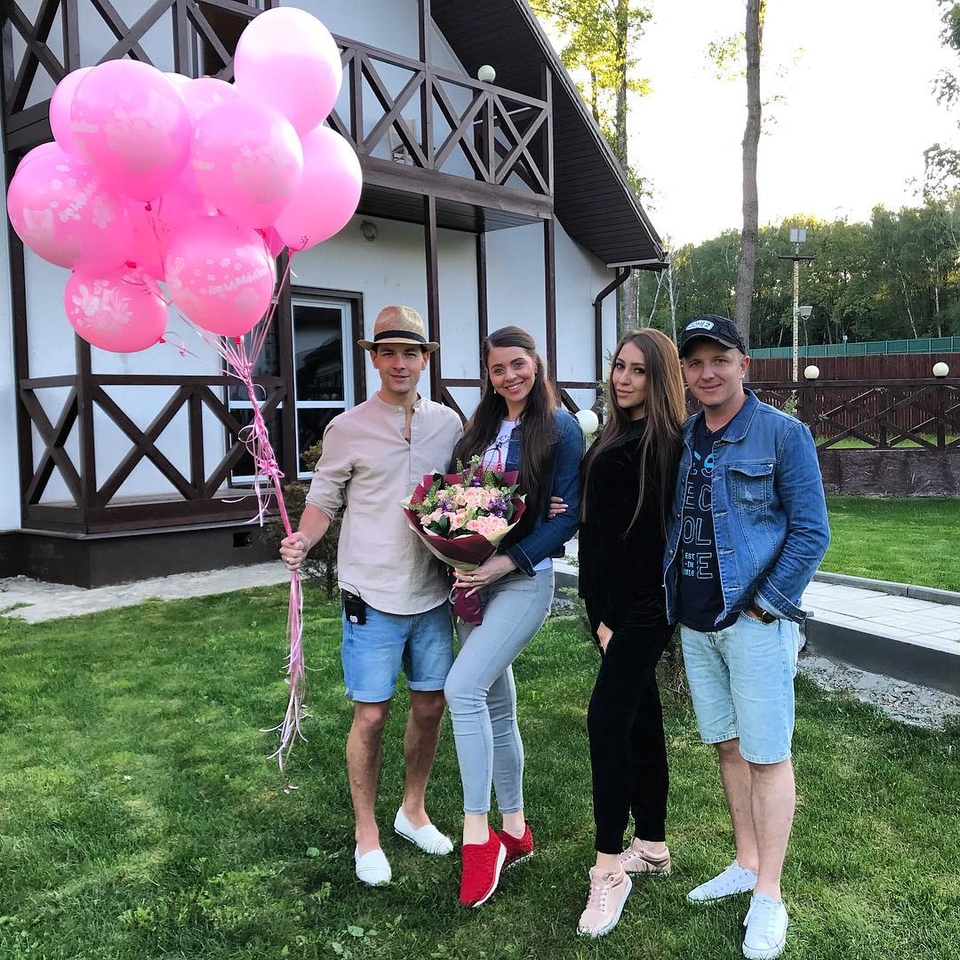 Семья Дмитренко, Илья Яббаров и Алена Рапунцель Фото: «Инстаграм»