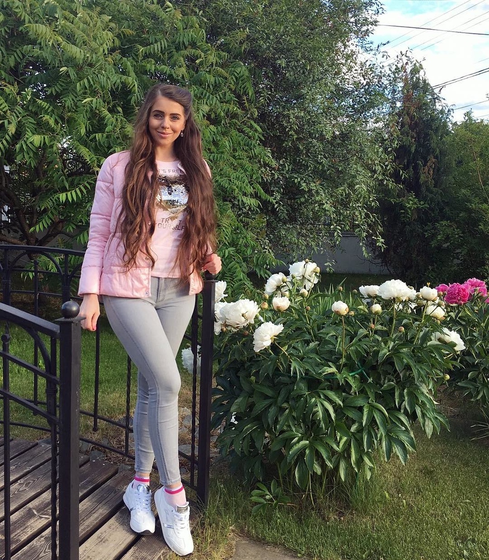 Оля хочет, чтобы мама Татьяна Владимировна стала крестной ее дочери Фото: «Инстаграм»