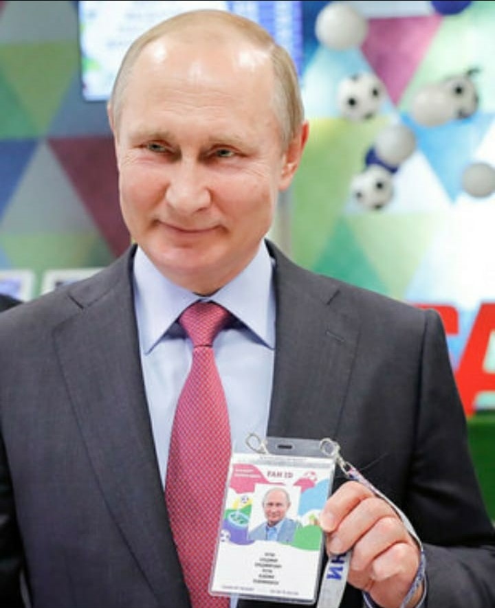 Игра нашей сборной с Саудовской Аравией начнется с минуты на минуту. 