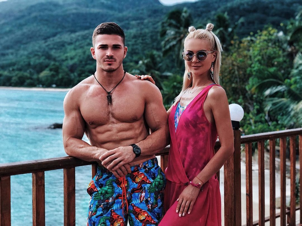 Рома и Марина готовятся к сейшельской свадьбе Фото: «Инстаграм»