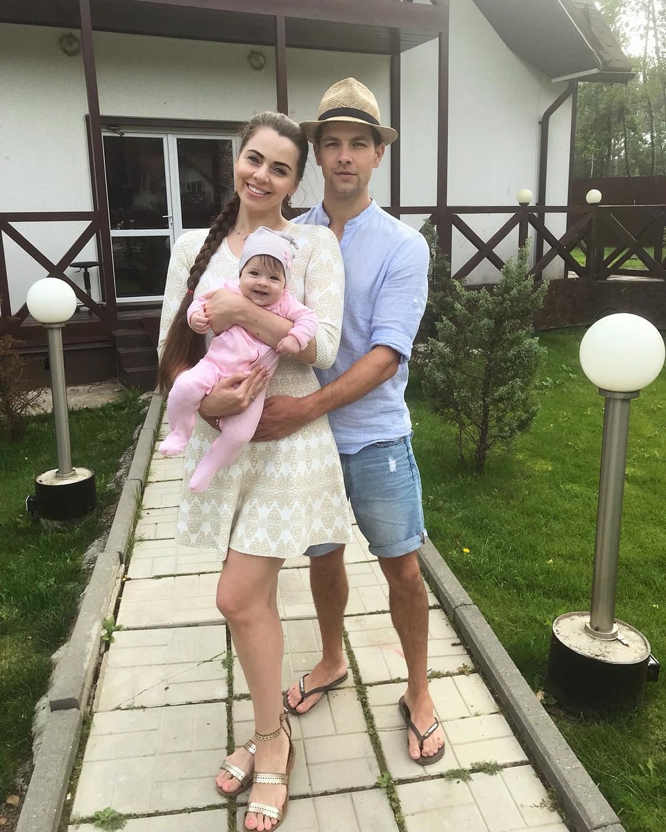 Родителям необходимо делать массаж ребенку Фото: «Инстаграм»
