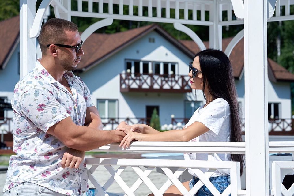 Dom2Life.ru предлагает посмотреть лучшие снимки звезд «ДОМа-2».