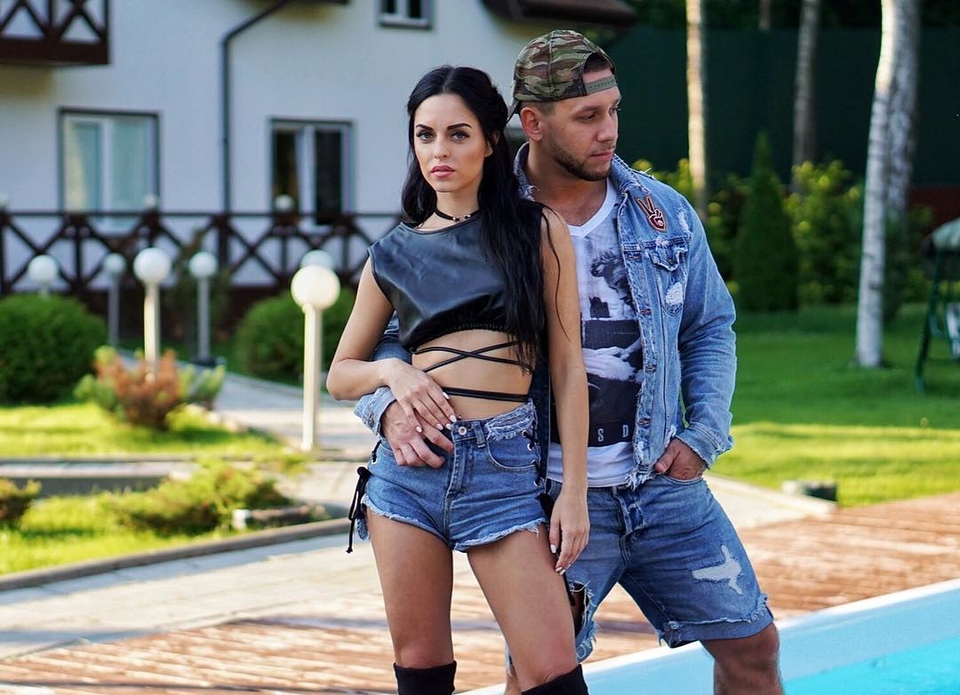 Dom2Life.ru предлагает посмотреть лучшие снимки звезд «ДОМа-2».