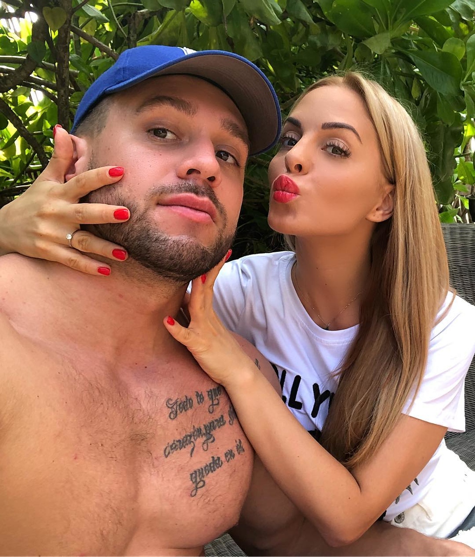 Dom2Life.ru предлагает посмотреть лучшие снимки звезд «ДОМа-2».