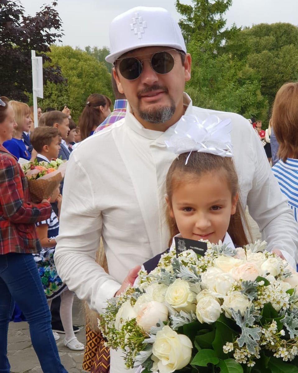 Школьники начинают получать знания. 