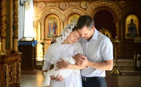 Мария Круглыхина поделилась снимком, сделанным в храме Фото: «Инстаграм»