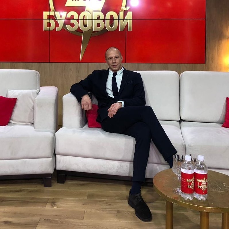 Владислав отрицает любовную связь с женой Гогена Фото: «Инстаграм»