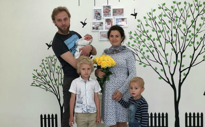 Вальтер Соломенцев, Галина Гаджиева и их дети Фото: «Инстаграм»