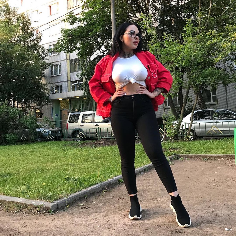 Василиса от имени сестры опубликовала её снимок Фото: «Инстаграм»