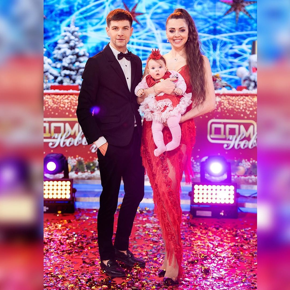 Сегодня у девочки день рождения. 