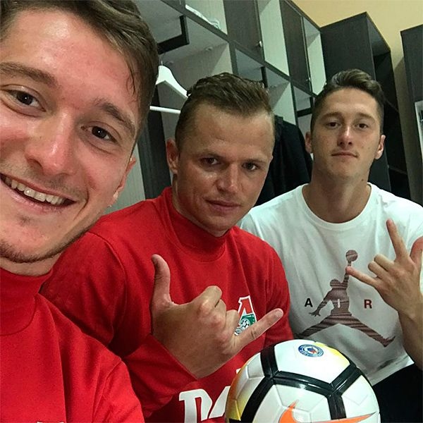 Братья Миранчуки и Дмитрий Тарасов также поддержали спортсменов Фото: «Инстаграм»