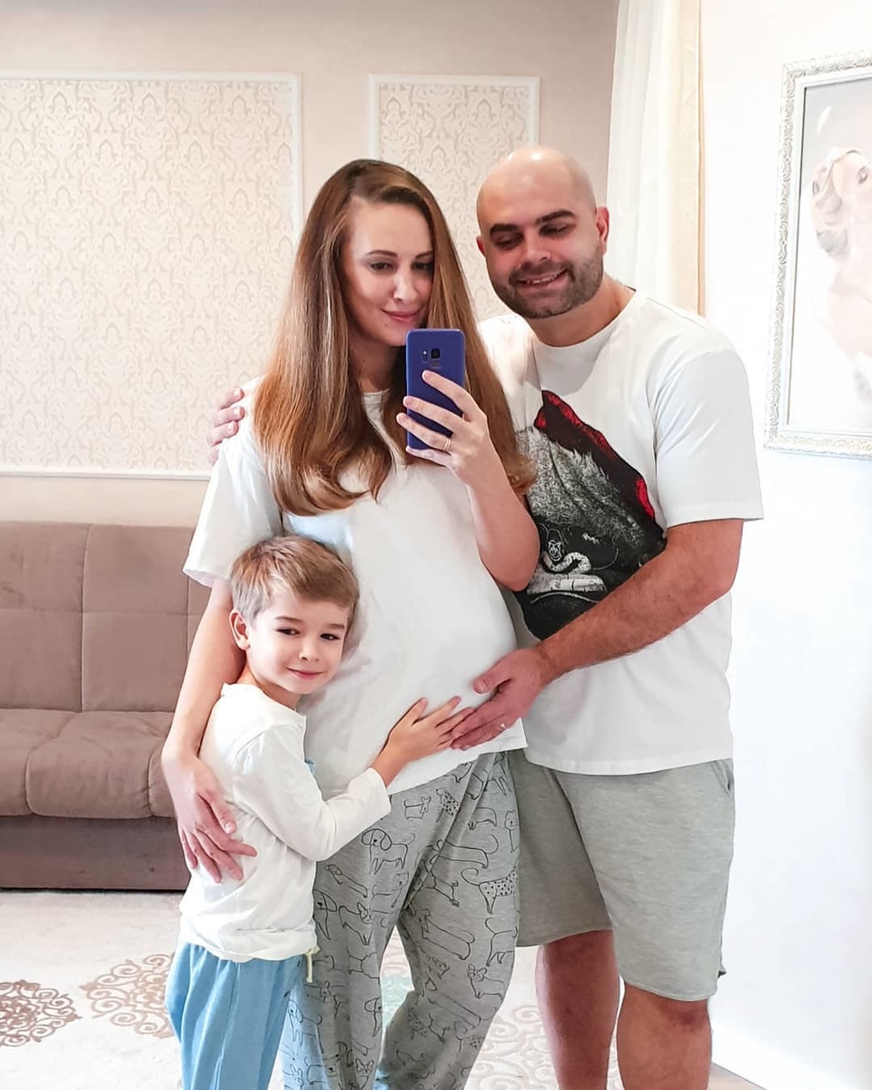 Илья хочет уйти в отпуск на месяц, чтобы помочь супруге Фото: «Инстаграм»