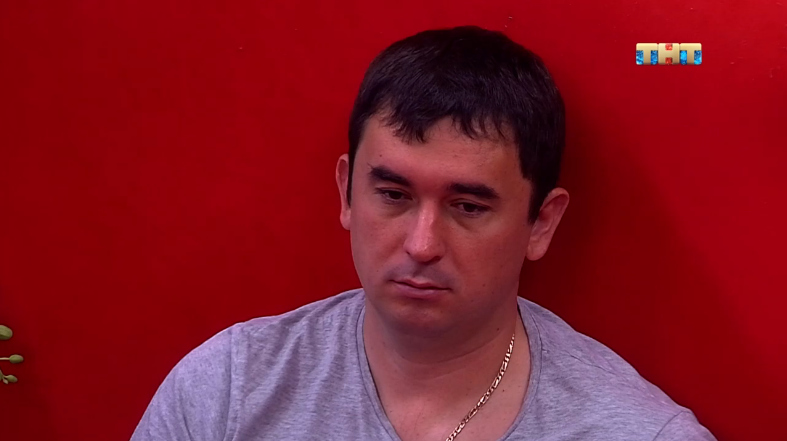 Андрей обижен, что Роза была с ним несчастлива, хотя в глаза говорила обратное Фото: Кадр программы