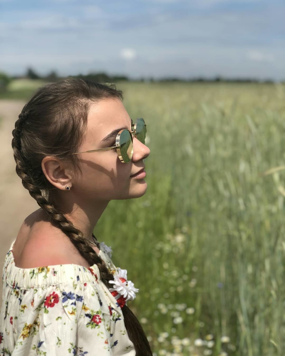 Фанаты утверждают, что в профиль Полина похожа на Мая Фото: «Инстаграм»