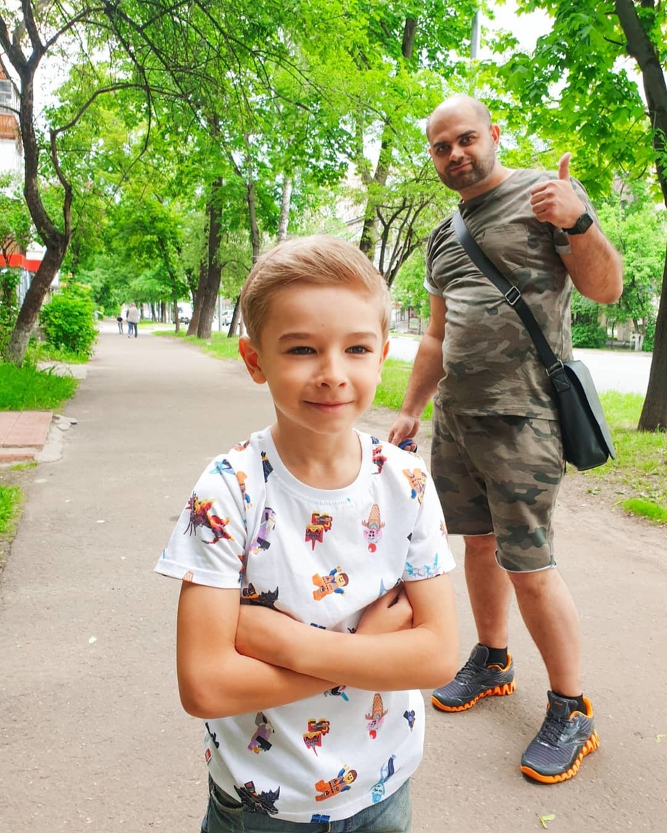 Группа поддержки Ольги — муж и сын Фото: «Инстаграм»