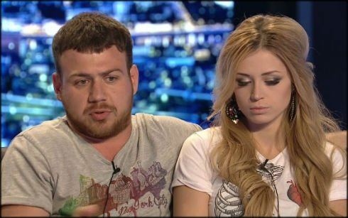 Мужчина покинул телестройку. 