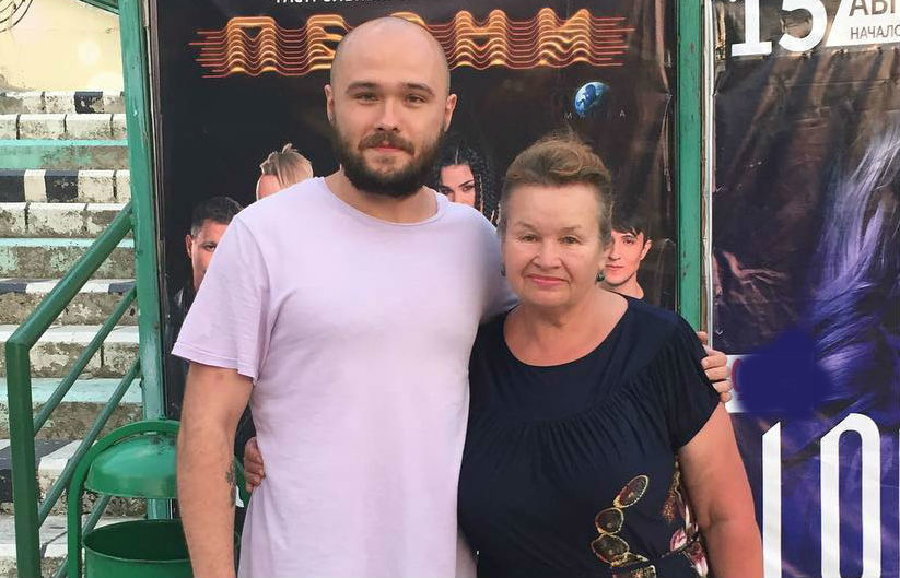 Родион бросил карьеру, чтобы заботиться о маме Фото: «Инстаграм»