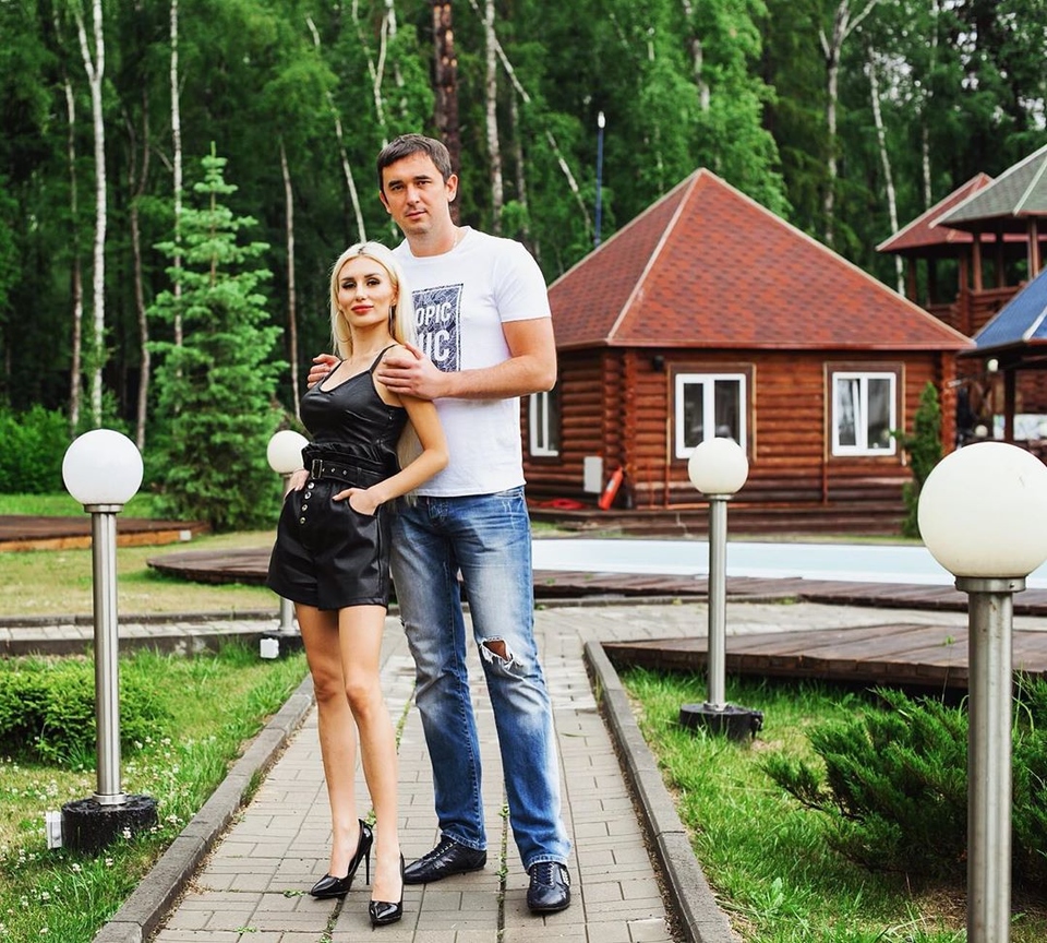 Простит ли Роза измену Андрея? Фото: Архив Dom2Life.ru