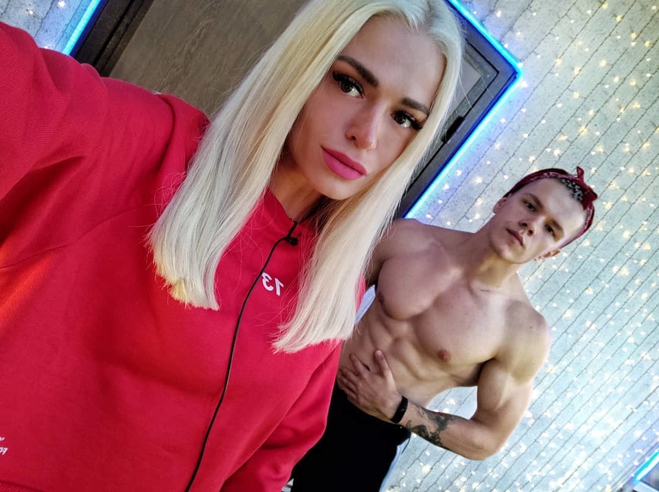 Настя считает, что Лёша просто пытается забыть её с другой девушкой Фото: «Инстаграм»