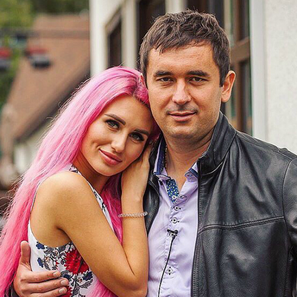 Dom2Life.ru собрал архивные фото пары. 