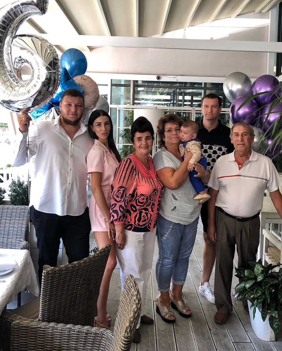 Дана не может поверить в то, что её папы уже нет в живых Фото: «Инстаграм»