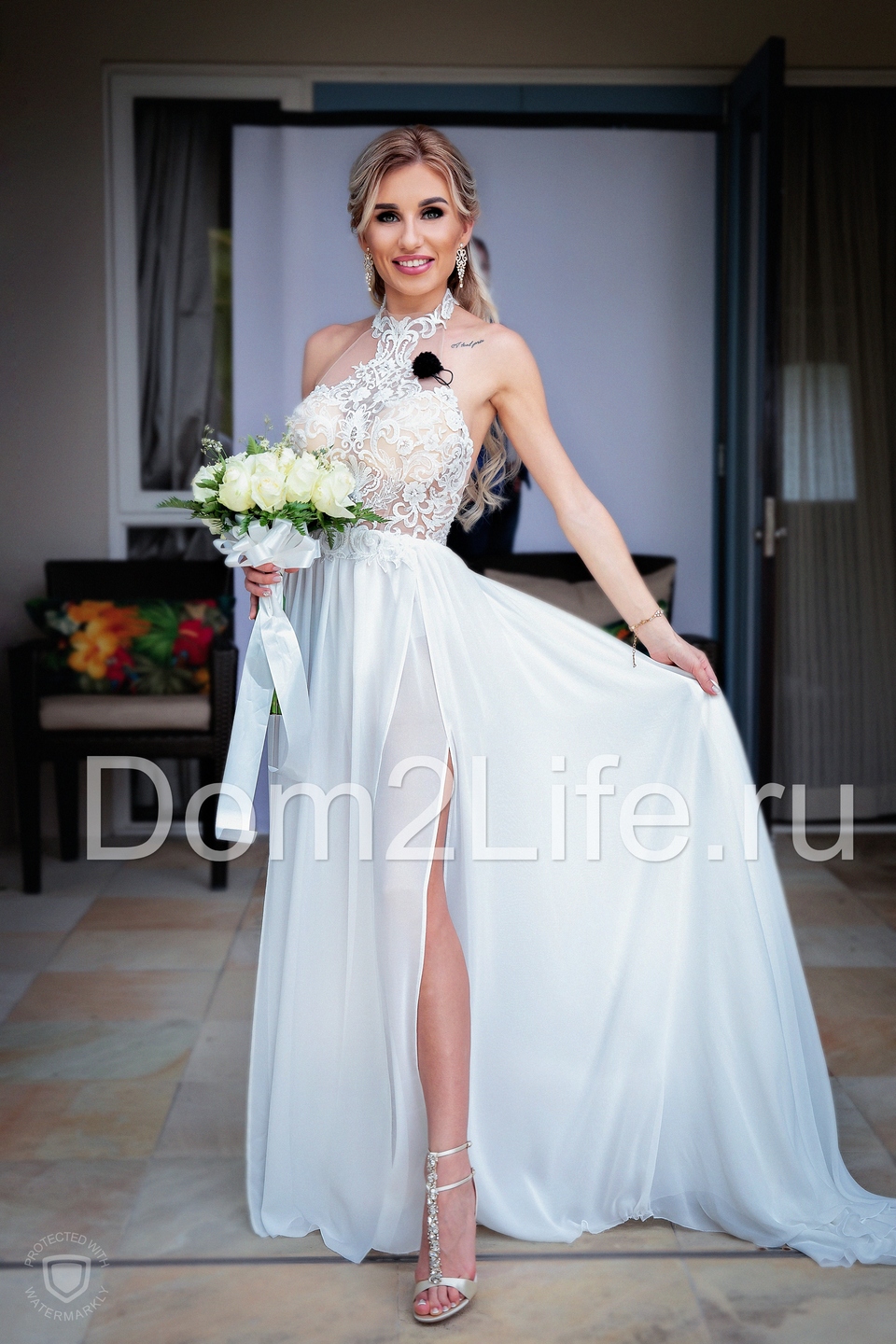 Розалия блистала в сногсшибательном платье от <a href="https://www.instagram.com/semida_sposa_shop/?hl=ru" data-cke-saved-href="https://www.instagram.com/semida_sposa_shop/?hl=ru" target="_blank">@semida_sposa</a> Фото: Dom2Life.ru