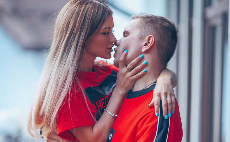 Иванова жалеет о поцелуе с Кудряшовым Фото: Архив Dom2Life.ru