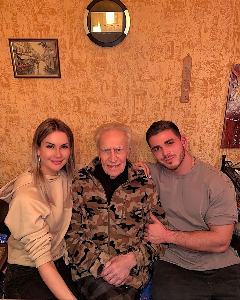 Супруги счастливы вместе. 