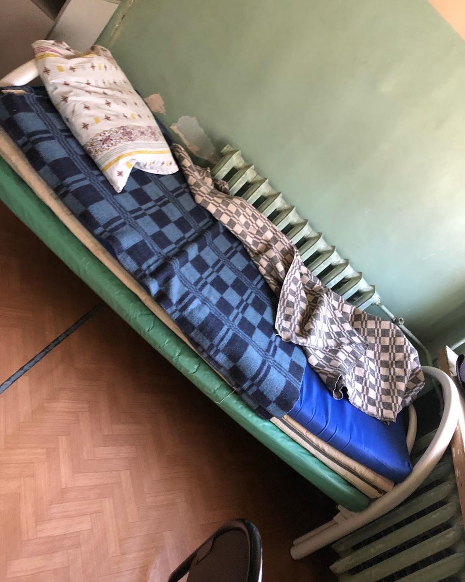 Ночью мальчику стало плохо.